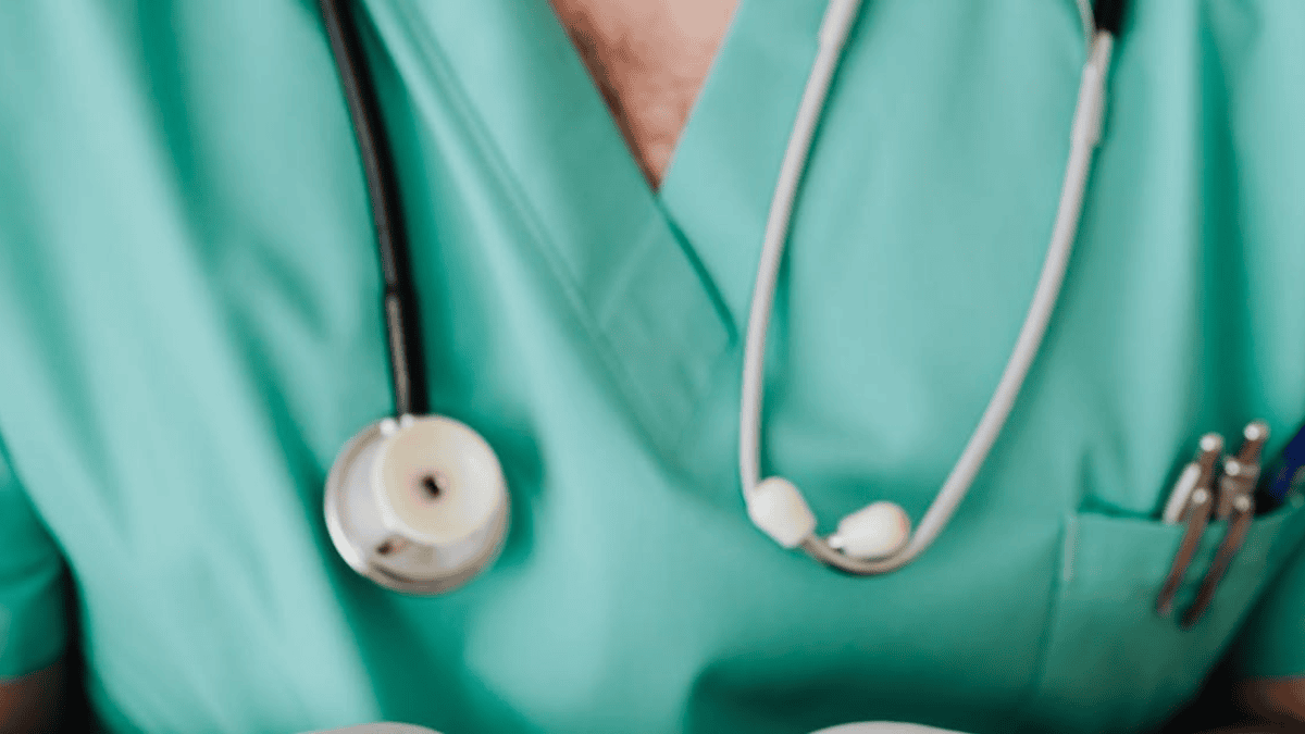 Healthcare costs for the self-employed in 2026: strategies for rising premiums